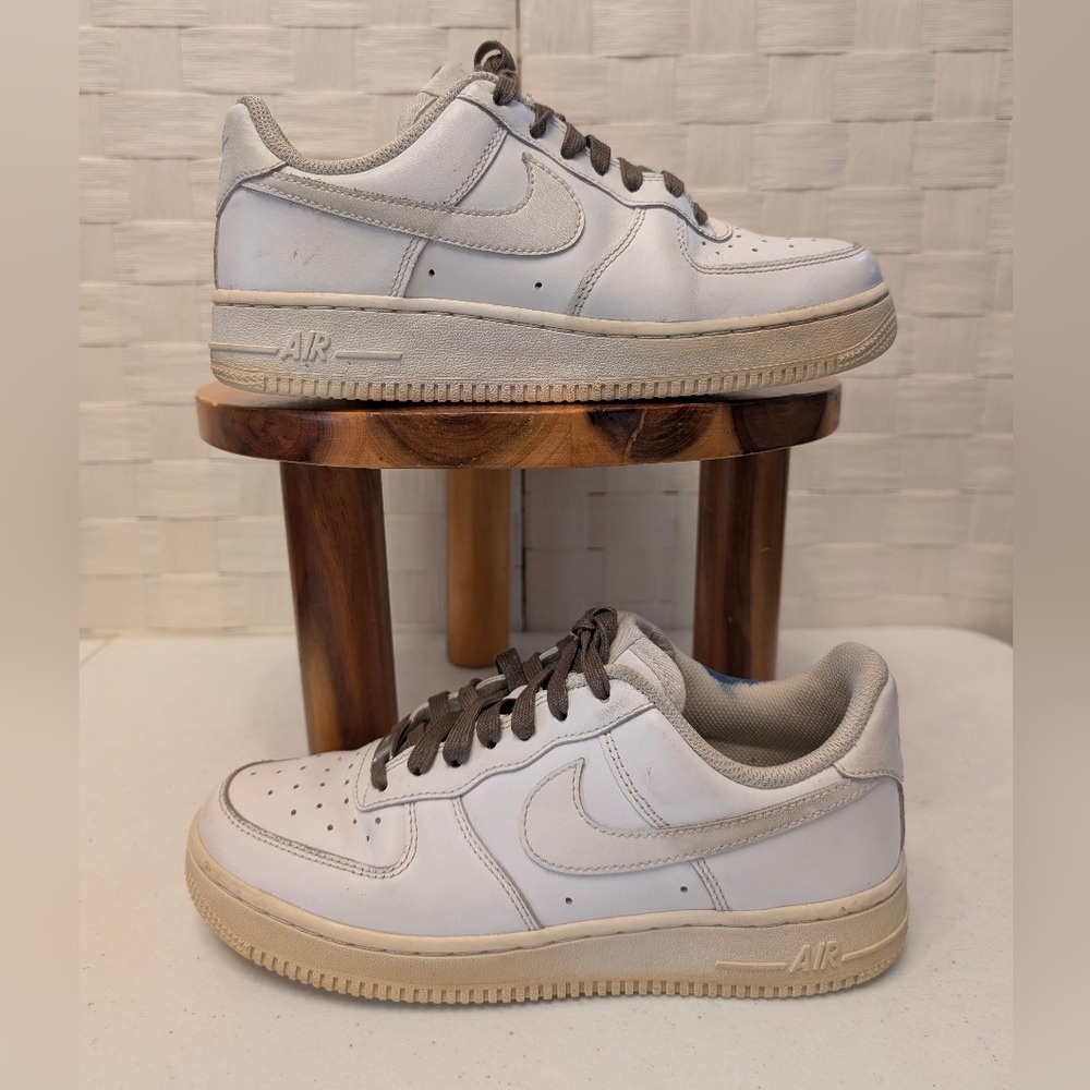 Nike Air Force 1 Low White Leather Sneakers Women US 7 315115-112
